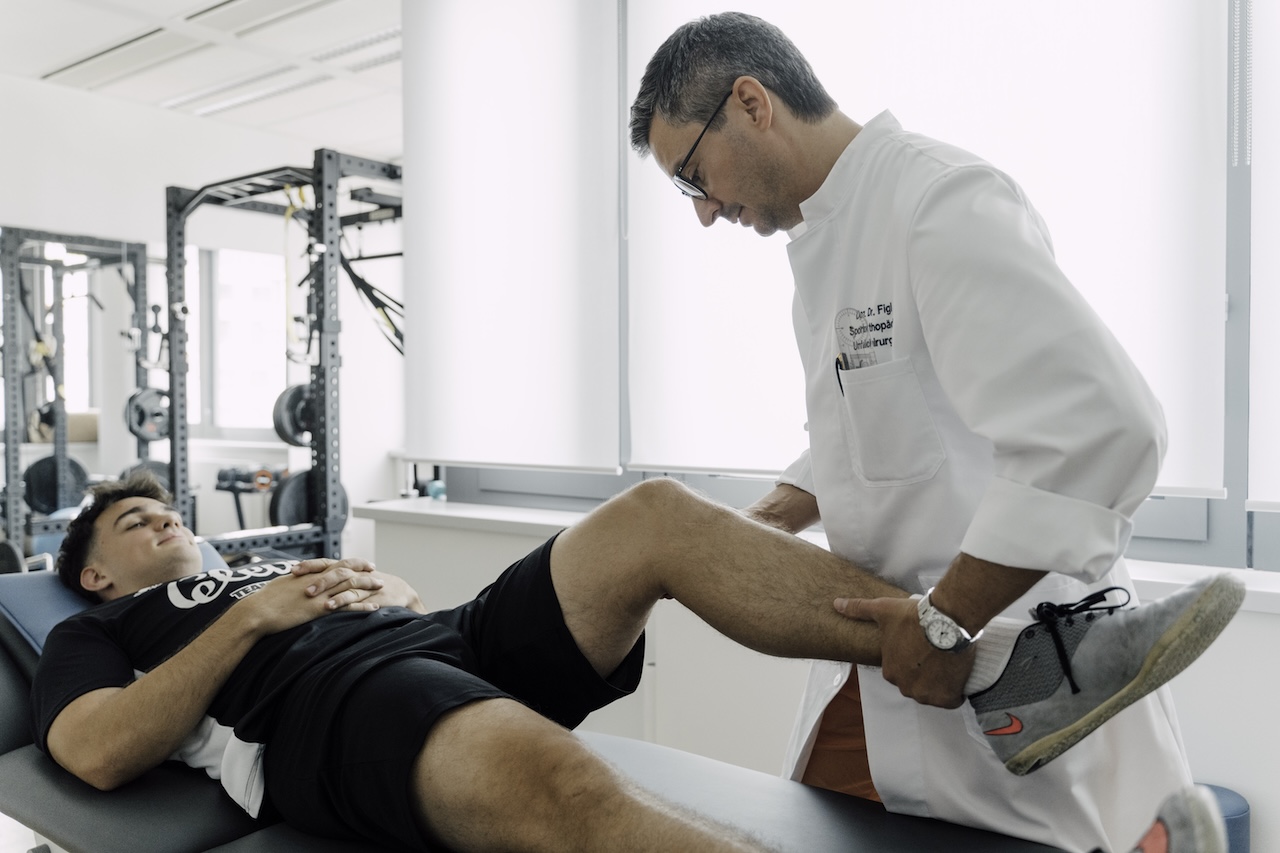 Doz. Dr. Markus Figl: Spezialist für Knieverletzungen