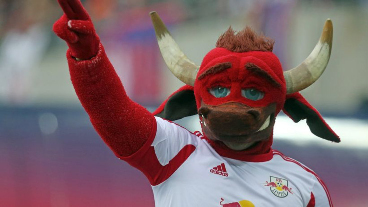 Werbe-Bulle RB Leipzig