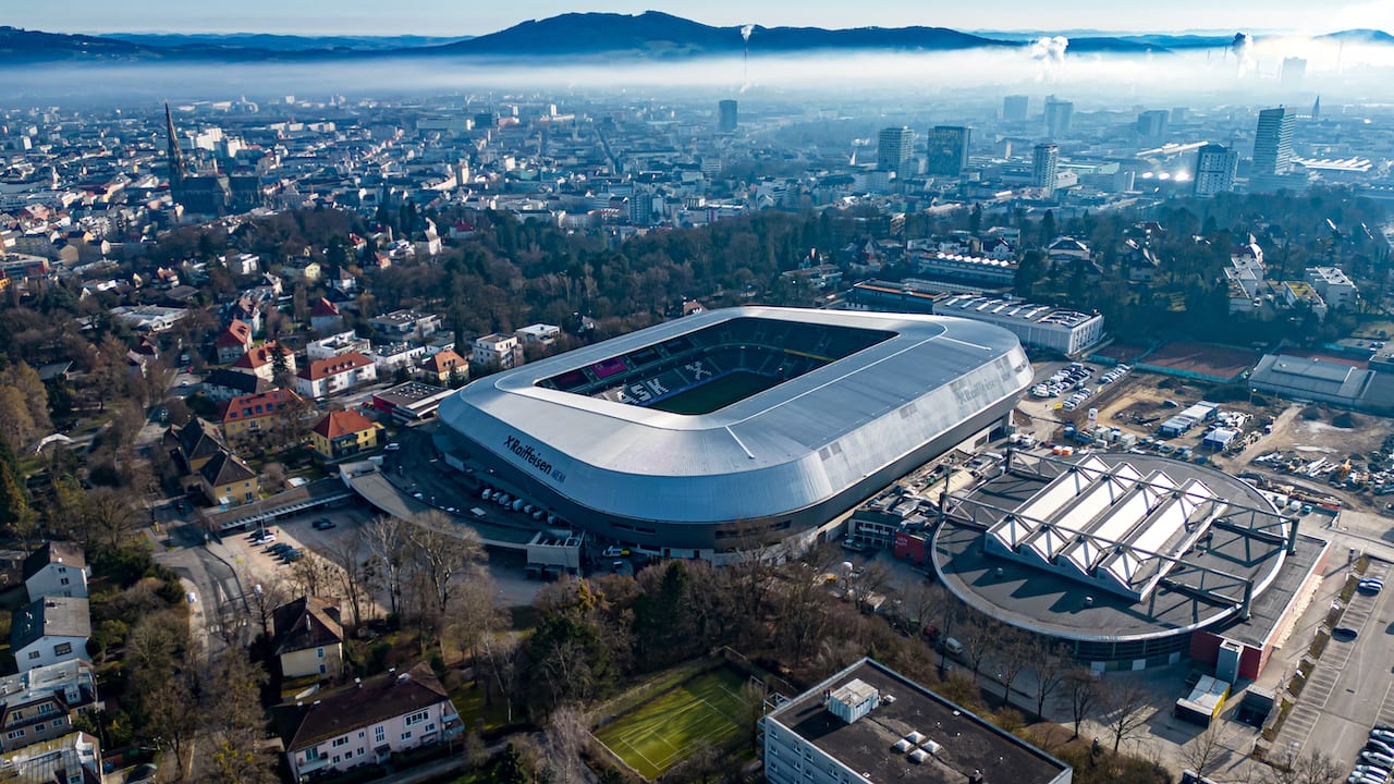 Raiffeisen Arena (Foto: Werner Kerschbaumer)