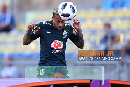 Neymar apielt Teqball