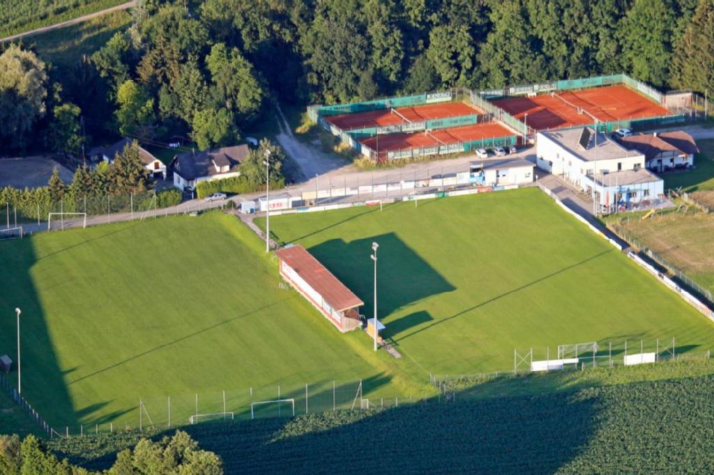 Sportfreunde Hochhauser Stadion